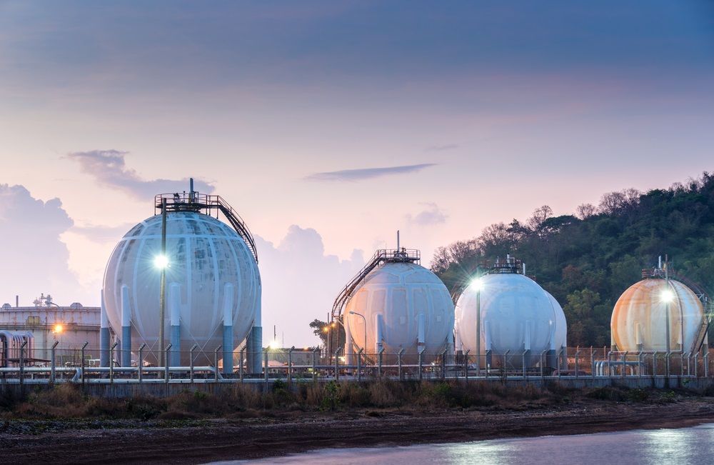 One Utilities Stock with Long-term Growth Dynamics- APA